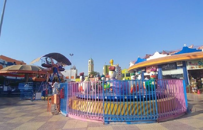 ملاهي امواج جدة